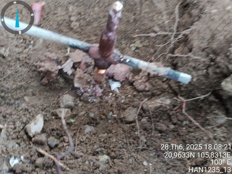 Thi công tiếp địa & hàn hóa nhiệt — Chống Sét Đất Việt
